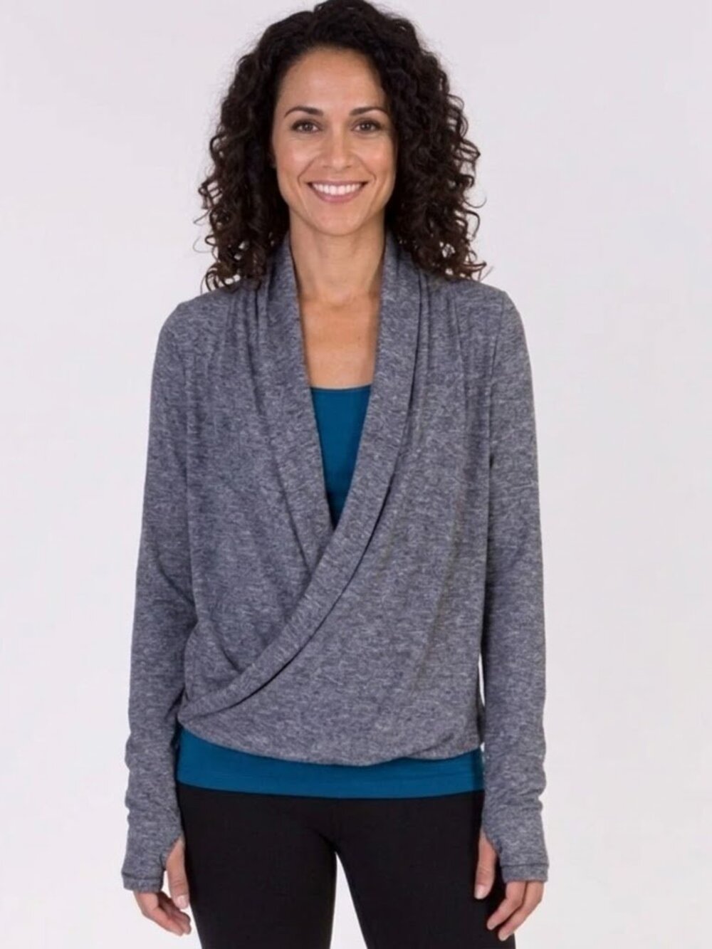 Ivivva Girl by Lululemon 🍋Four Count Shrug*Rulu grey thumbholes size 14 - Picture 4 of 8